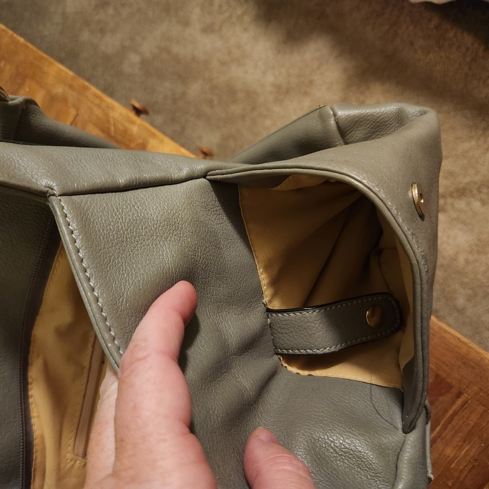 Handbag - Picture 4 of 8